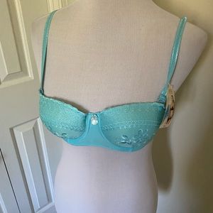 NWT Intimate Sensation Light Blue padded bra 34C